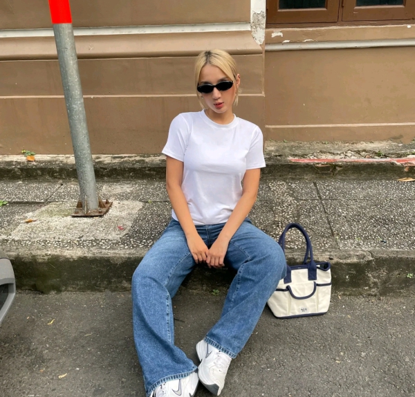 Quần Jean Ống Rộng 25cm Unisex Chất Liệu Denim Cao Cấp Form Suông Rộng Tôn Dáng Phù Hợp Nam/Nữ Dễ Phối Đồ